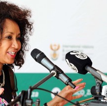 Minister Sisulu commits to work with the Eastern Cape Province towards drought relief